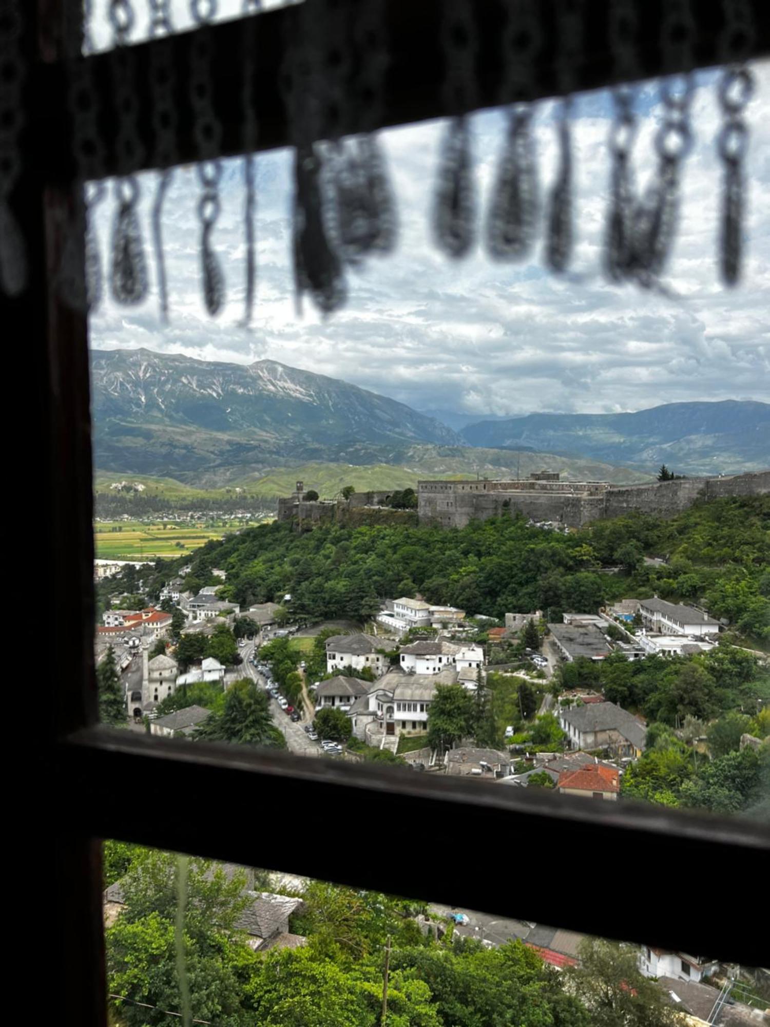 Guest House Salaria Gjirokastër Exterior foto