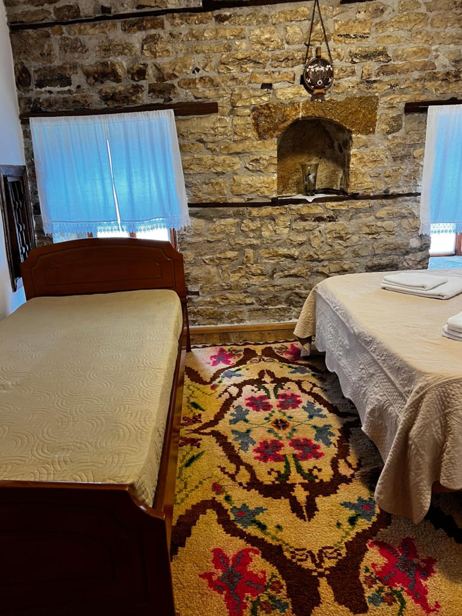 Guest House Salaria Gjirokastër Exterior foto